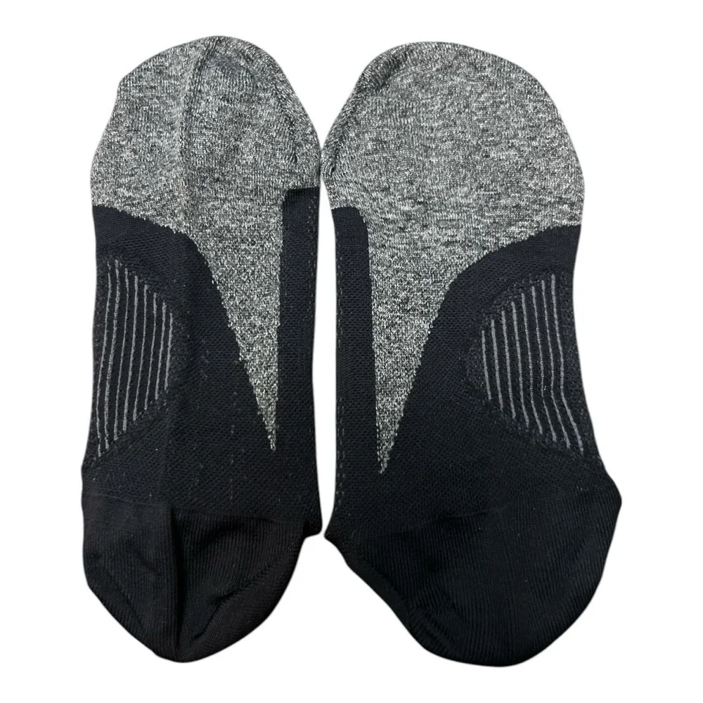 Feetures Elite Light Cushion Tab.  Size: Medium - NWOT